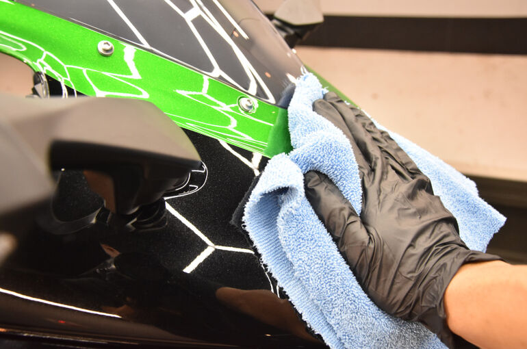 カワサキ・H2SESXのガラスコーティング22