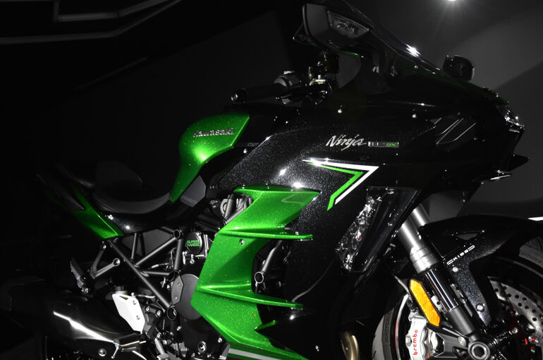 カワサキ・H2SESXのガラスコーティング29