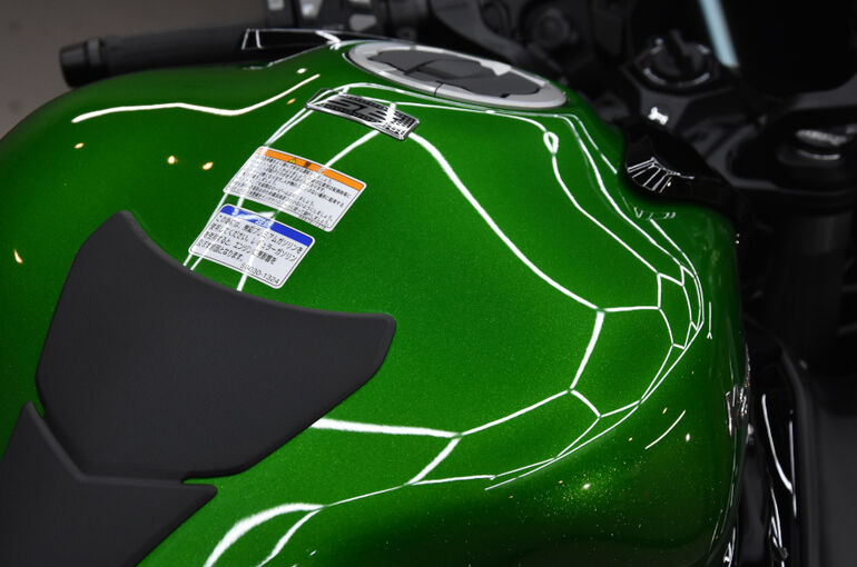 カワサキ・H2SESXのガラスコーティング35