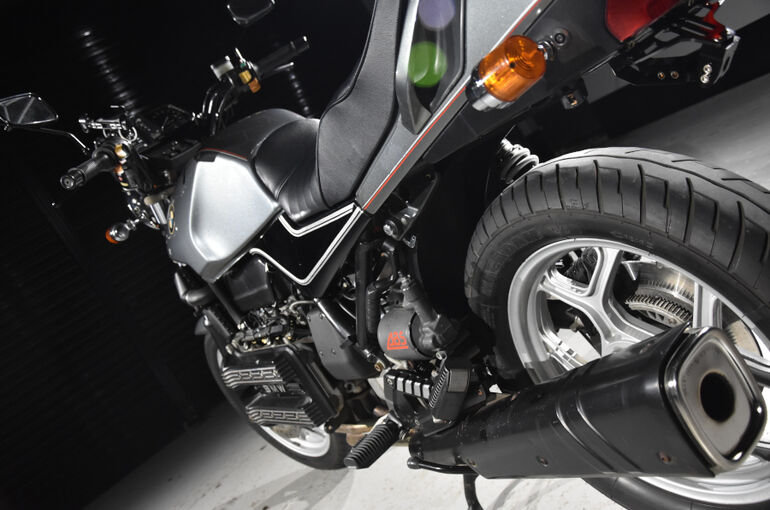 BMW・K100RSのガラスコーティング施工11