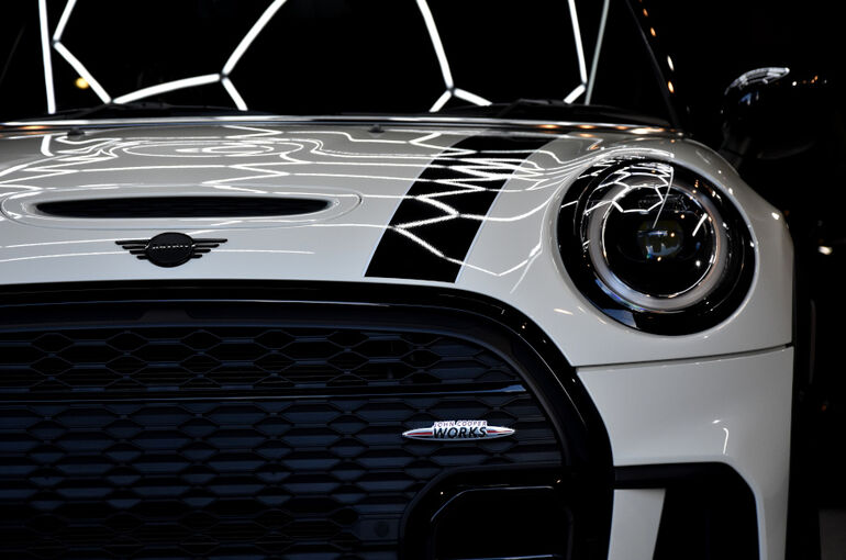 MINI・クーパーSのガラスコーティング施工2
