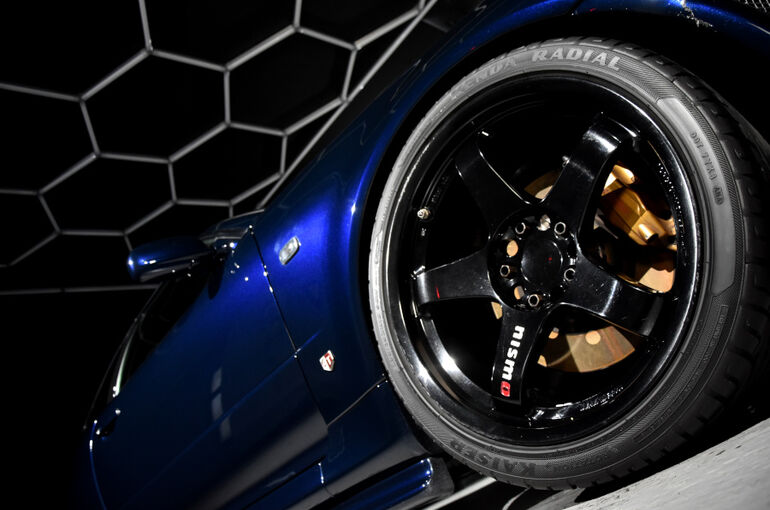 日産・スカイラインGT-Rのガラスコーティング施工事例5