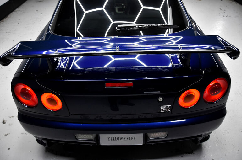 日産・スカイラインGT-Rのガラスコーティング施工事例10