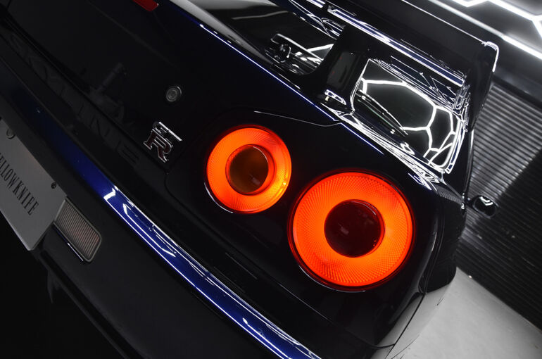 日産・スカイラインGT-Rのガラスコーティング施工事例11