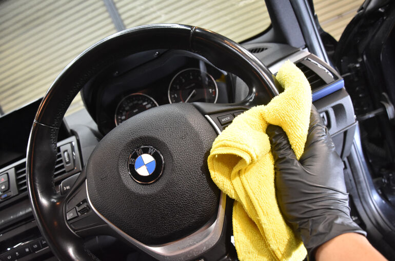 BMW・116iのガラスコーティング３６